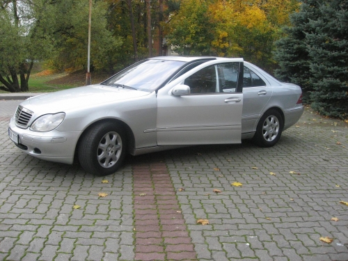 Automobilių nuoma Prabangių Mercedes-Benz automobilių nuoma įvarioms progoms.