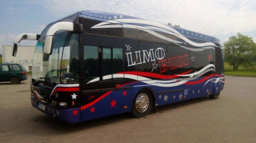 Limuzinai vestuvėms VIP Limo Buss nuoma