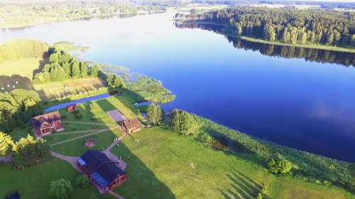 Sodybos, dvarai, vilos PAS ŠEŠTOKĄ Vilos Sodybos Nuoma Vestuvėms iki 80 vietų 