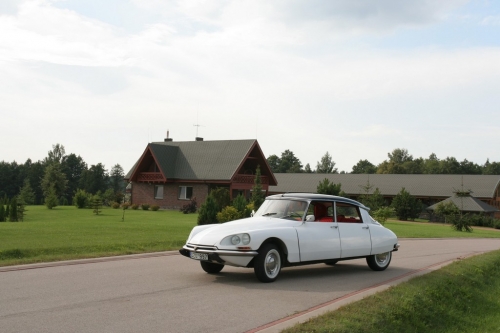 Automobilių nuoma Klasikinių ir retro automobilių nuoma