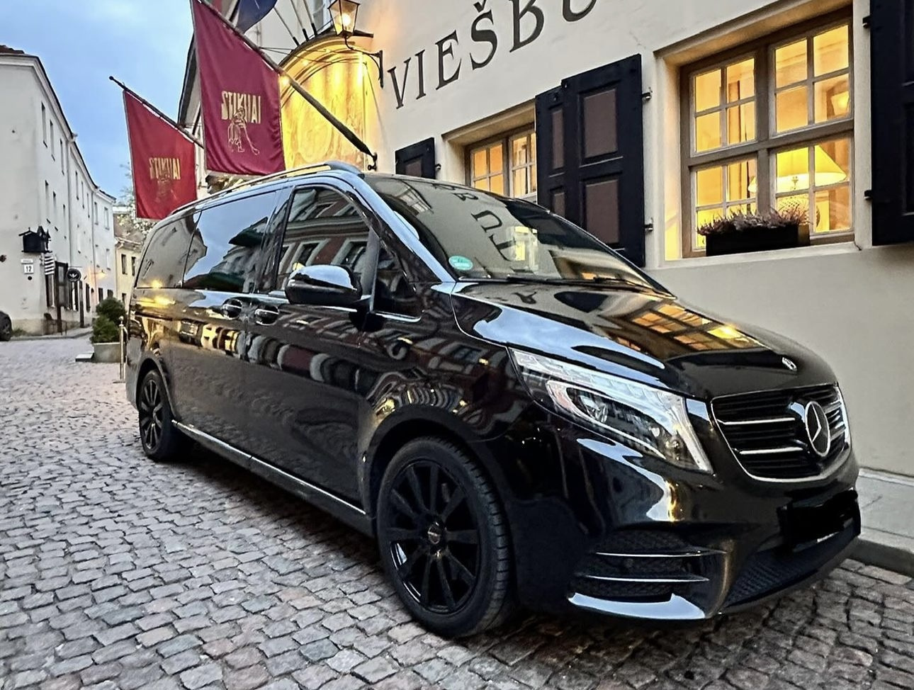 Automobilių nuoma Vestuvinių  Mercedes- Benz S klasės w222 nuoma