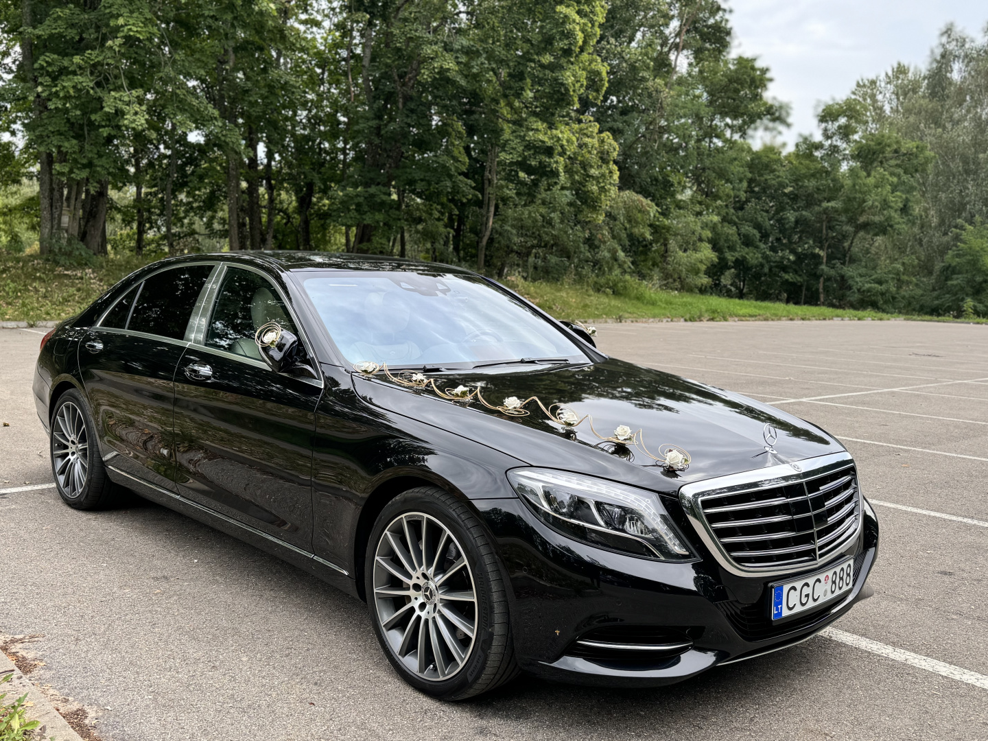 Automobilių nuoma Vestuvinių  Mercedes- Benz S klasės w222 nuoma