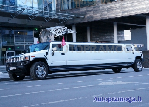 Limuzinai vestuvėms Tik prabangiausi limuzinai HUMMER H2, Chrysler, Lincoln.