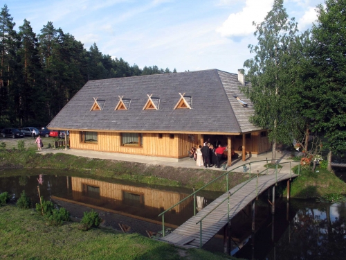 Sodybos, dvarai, vilos Kaimo turizmo sodyba "Vanagų vienkiemis"
