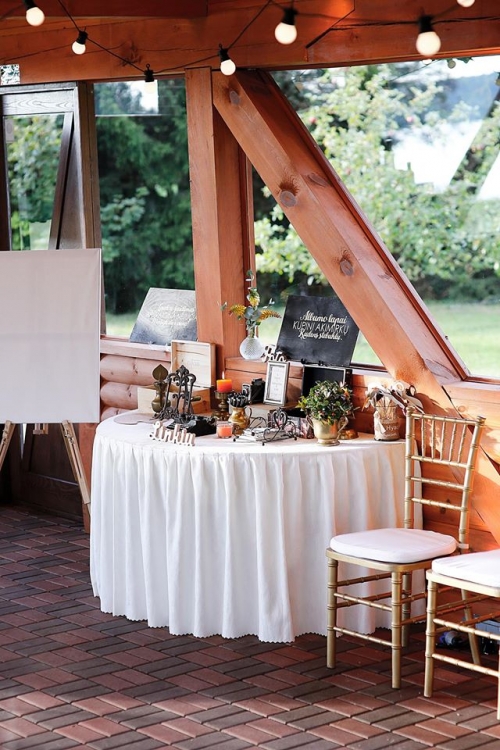 Restoranai, kavinės, barai Vestuvių Salė bei Nakvynė 80 vietų Molėtų rajone 