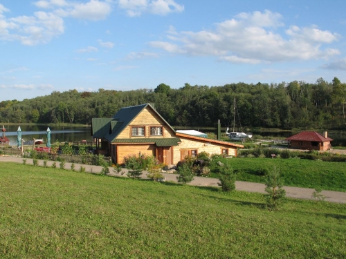 Nakvynė Nakvynė 70 žmonių "ĮLANKOS SODYBOJE" Molėtų rajone. 