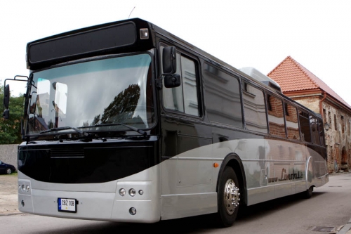 Limuzinai vestuvėms Limobusų - limuzinų autobusų nuoma Vestuvėms