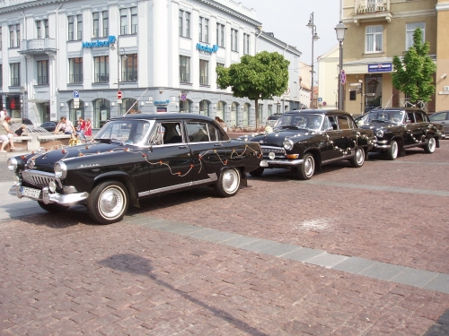 Automobilių nuoma Volga GAZ 21 ir Mercedes Benz S kl.W221 nuoma