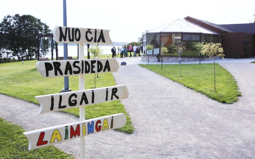 Akcijos, nuolaidos Vila PAS ŠEŠTOKĄ Molėtų rajone prie ežero 70 vietų