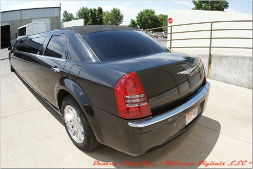 Limuzinai vestuvėms CHRYSLER 300C Limuzinas, Baltas, Juodas