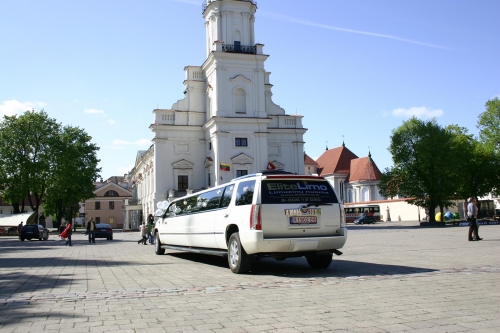 Limuzinai vestuvėms EliteLimo - Prabangiausių limuzinų nuoma už mažiausią kainą.