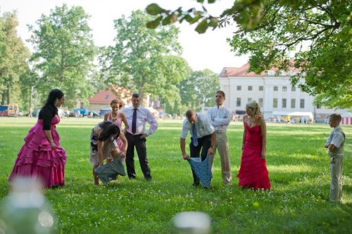 Piršlys, renginio vedėjas Samdomi piršliai, vestuviu planavimas, vestuviu laikrastis