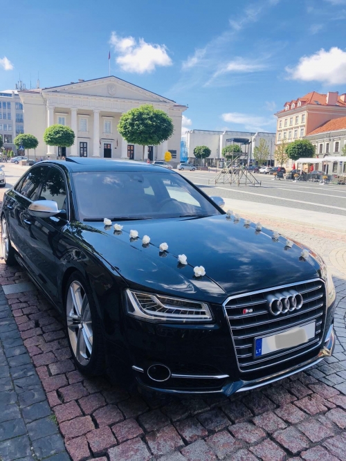 Automobilių nuoma Audi a8 nuoma jusu vestuvems