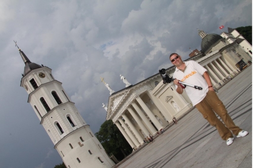 Vestuvių filmuotojai Profesionaliai filmuoju vestuves, jubiliejus, šventes ir kt.