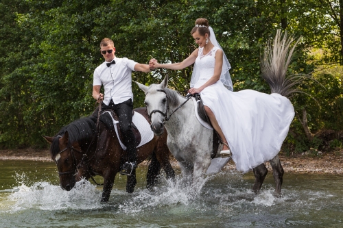 Foto paslaugos, fotografija Reportažinė vestuvių fotografija, pageidaujant statytinė.