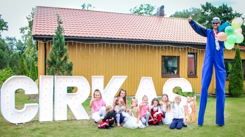 Atlikėjai jūsų šventei Profesionalus žonglierius. Pasiūlymai Jūsų švenei
