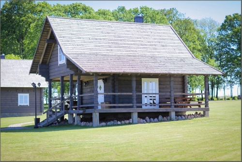 Sodybos, dvarai, vilos Kaimo turizmo sodyba „Jonaitiškių dvaras“.