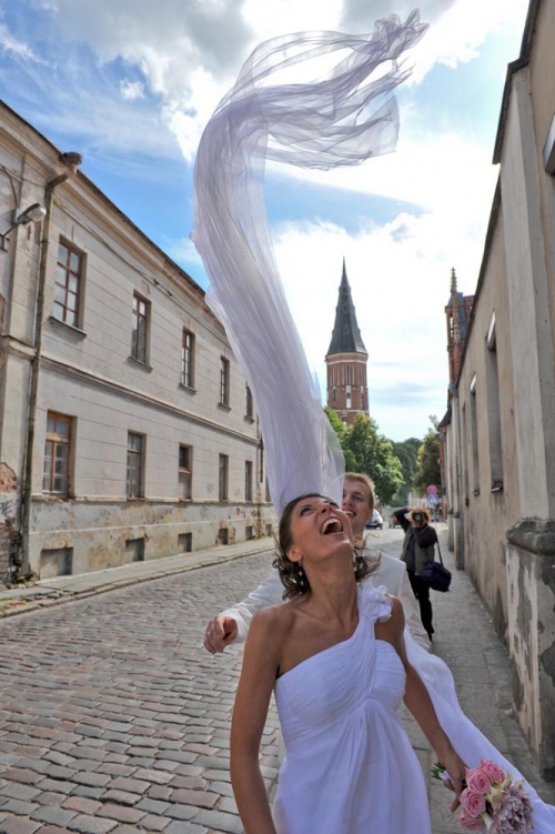 Foto paslaugos, fotografija Profesionalus vestuvių, krikštynų bei renginių fotografavimas.