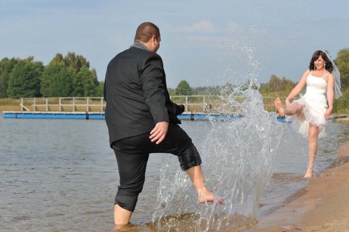 Foto paslaugos, fotografija Profesionalus vestuvių, krikštynų bei renginių fotografavimas.