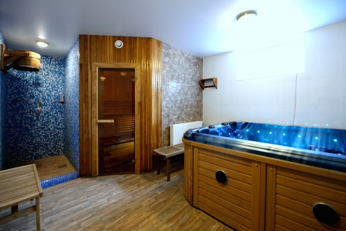 Sodybos, dvarai, vilos Pokylių salė, spa-baseinas ir sauna su nakvyne Trakuose