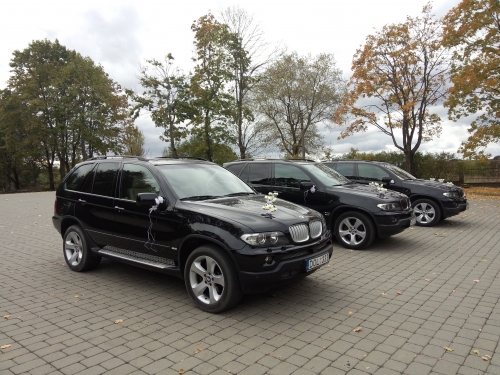 Automobilių nuoma BMW X5 Automobiliu nuoma automobiliai vestuvems Vestuviniai autom