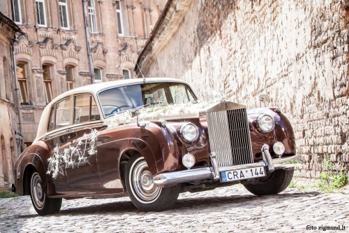 Limuzinai vestuvėms Limuzinai Rolls Royce, Cadillac Eldorado Jūsų vestuvėms