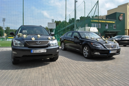 Automobilių nuoma Nuomojamas Lexus LS 600 Hybrid ir Porche Cayenne