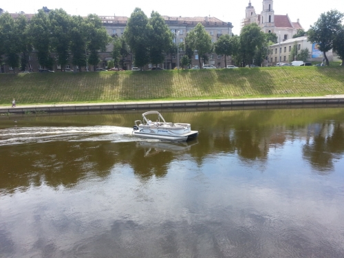 Mergvakarių – bernvakarių šventės vieta  VIP pontoninis laivas Jūsų šventei!!!