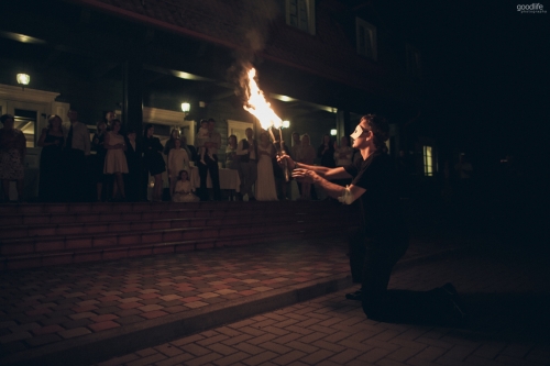 Atlikėjai jūsų šventei Teatralizuotas ugnies žongliravimo šou