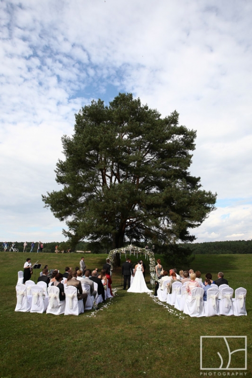 Foto paslaugos, fotografija Netradicinis ir linksmas vestuvių fotografavimas.