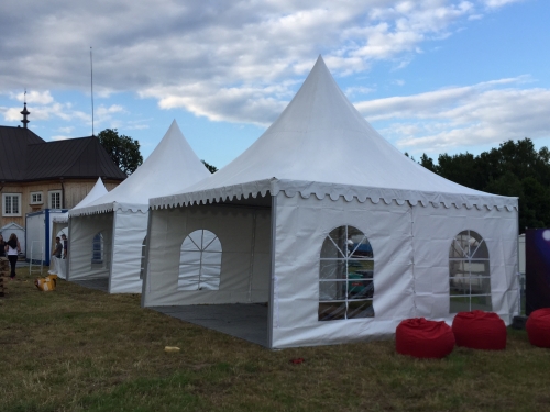 Palapinės Pagoda palapinių nuoma Lietuvoje 