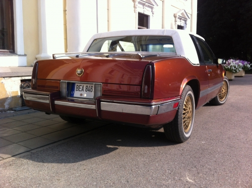 Automobilių nuoma Cadillac Eldorado Jūsų šventėms. Puikiai tinka ne tik vestuvėms, 