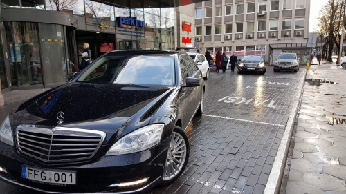 Automobilių nuoma Mercedes E200, S500L, V200d automobilių nuoma vestuvėms :)