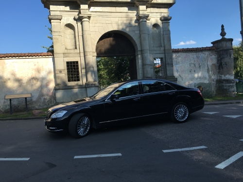 Automobilių nuoma Mercedes E200, S500L, V200d automobilių nuoma vestuvėms :)