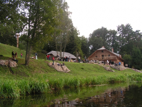 Sodybos, dvarai, vilos Sodyba "Pas Pinčiuką"