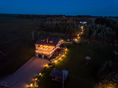 Sodybos, dvarai, vilos Kaimo turizmo sodyba "Marių pavėsy"