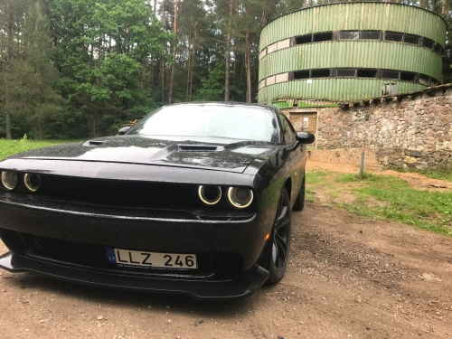 Automobilių nuoma Dodge Challenger nuoma