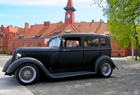 1933 m Plymouth Coupe  logo