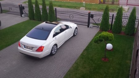 Mercedes benz S 400 HYBRID AMG 2012 m. 
Prabangiu automobiliu nu logo