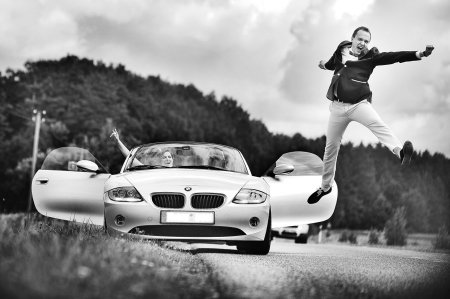 Dviviečių sportinių kabrioletų BMW Z4 nuoma logo