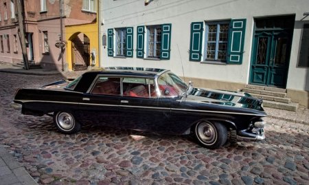 Prabangus ir išskirtinis Chrysler Imperial, 1963 m. logo