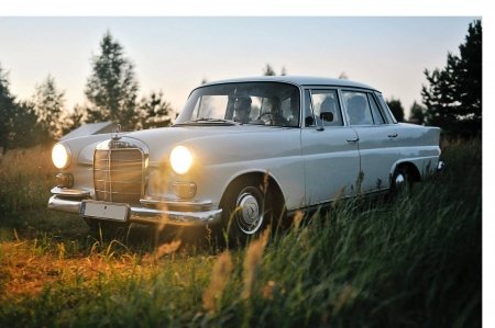 Senovinių automobilių nuoma Mercedes Benz W110 logo