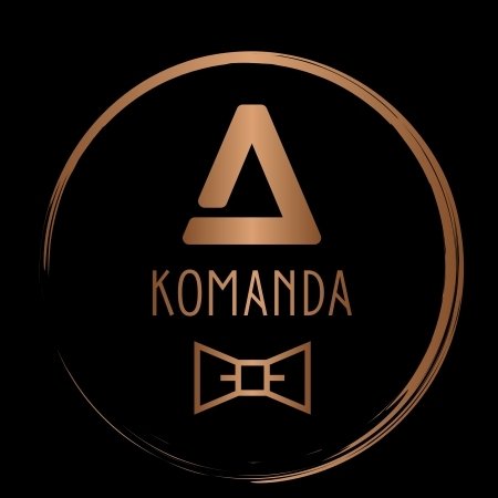 A Komanda - Septynių profesionalių vedėjų susivienijimas logo